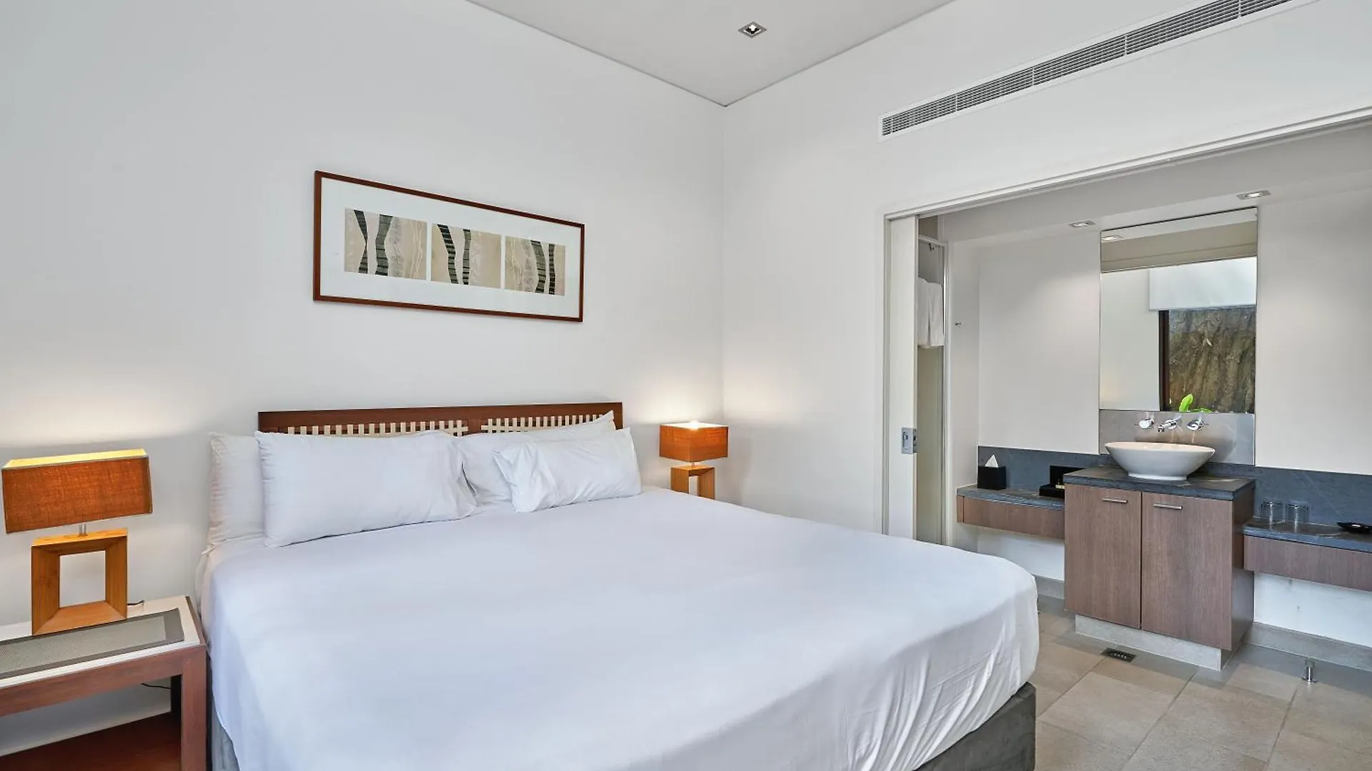 Swim Out Apartments In Triton Street Beachfront Resort Palm Cove