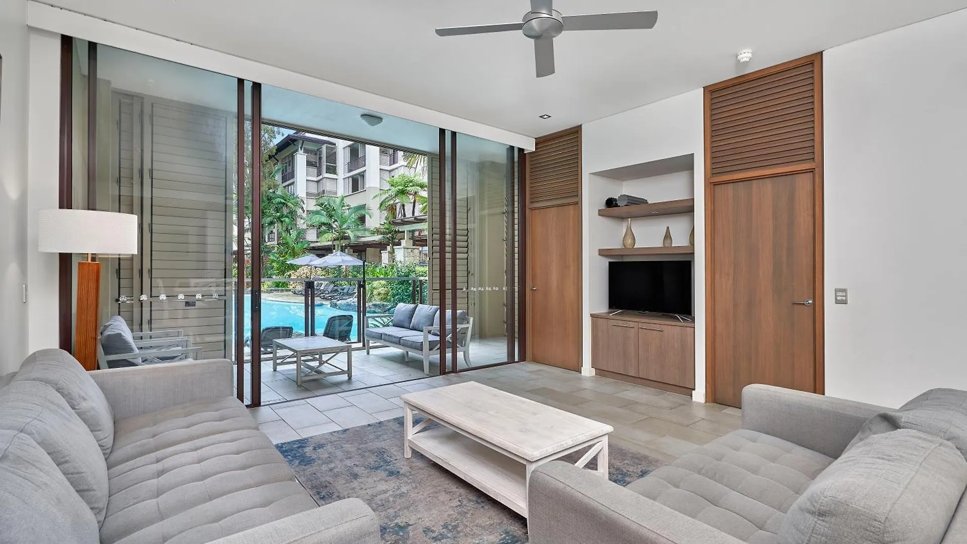 Swim Out Apartments In Triton Street Beachfront Resort Palm Cove