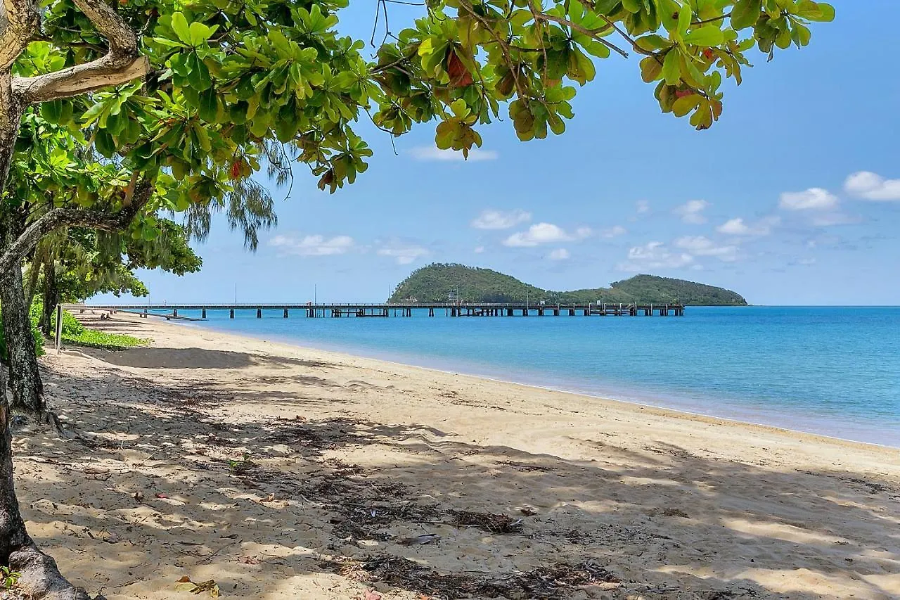 Swim Out Apartments In Triton Street Beachfront Resort Palm Cove
